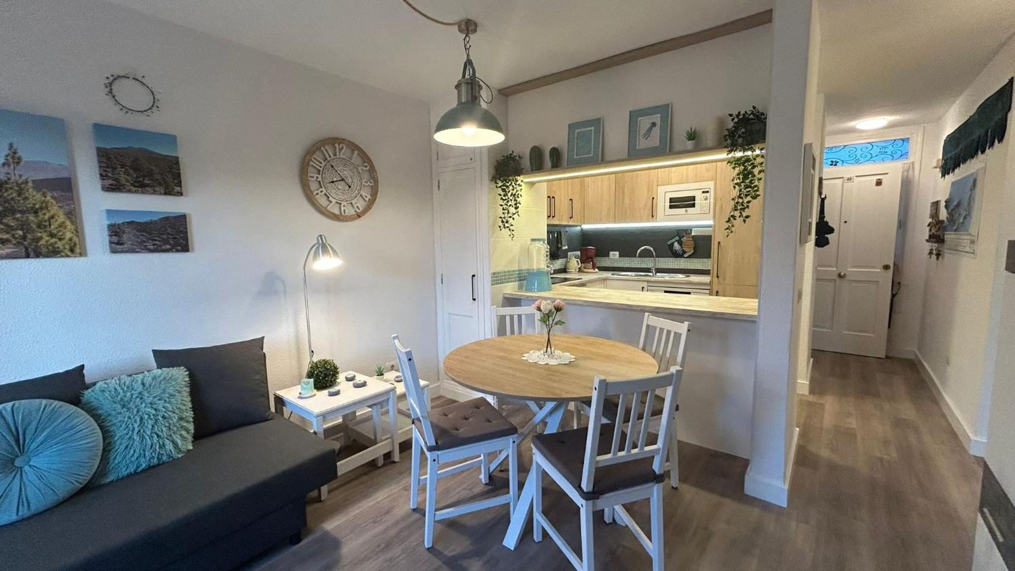 Hübsche Ferienwohnung mit 2 Schlafzimmern, Pool und WLAN, Strandnähe Callao Salvaje Exterior foto